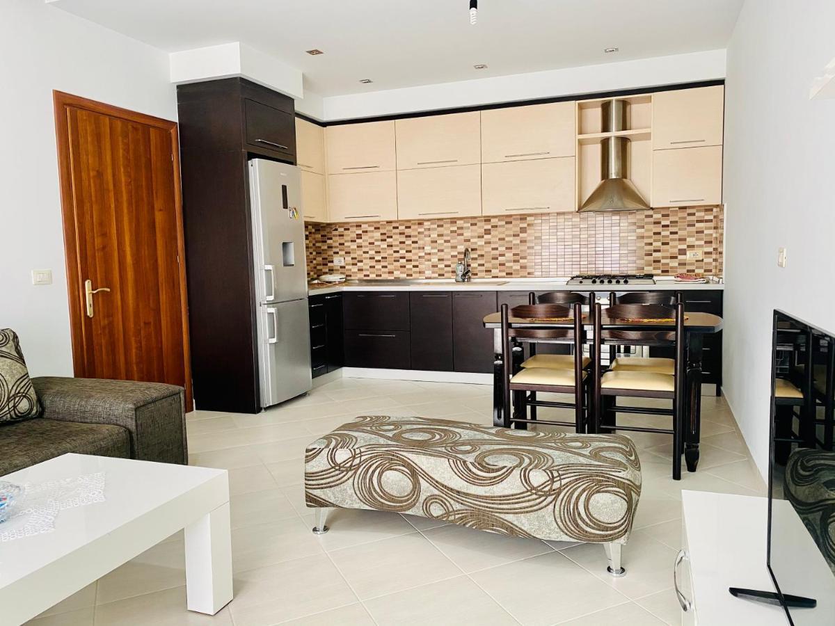Downtown Apartment Fier Dış mekan fotoğraf